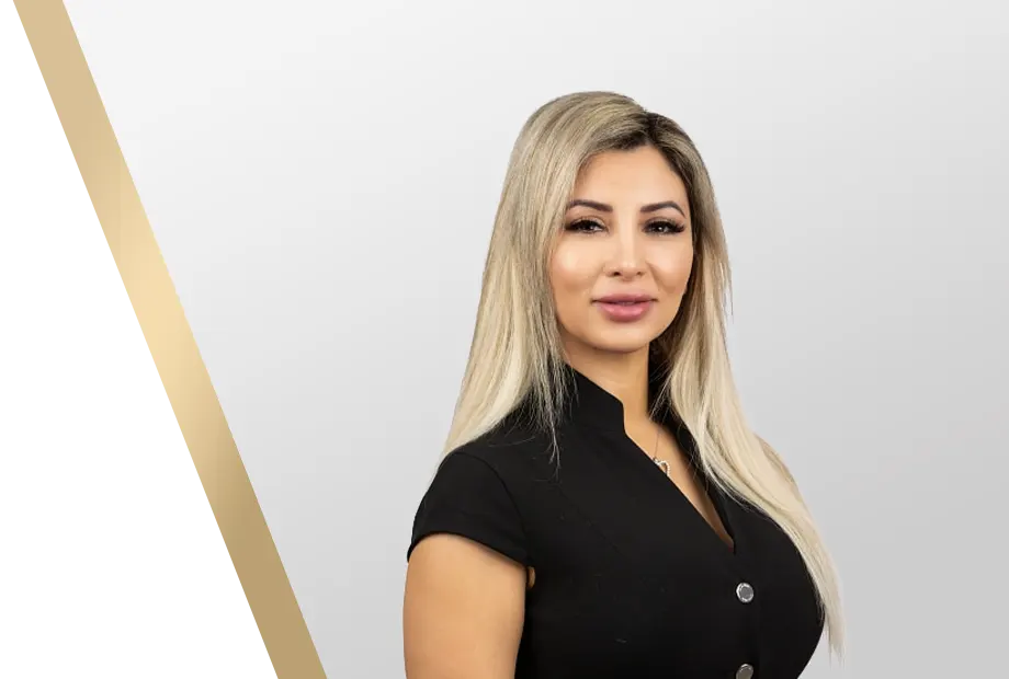 meet zineb